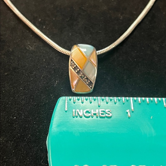 925 STERLING SILVER NECKLACE AND PENDANT